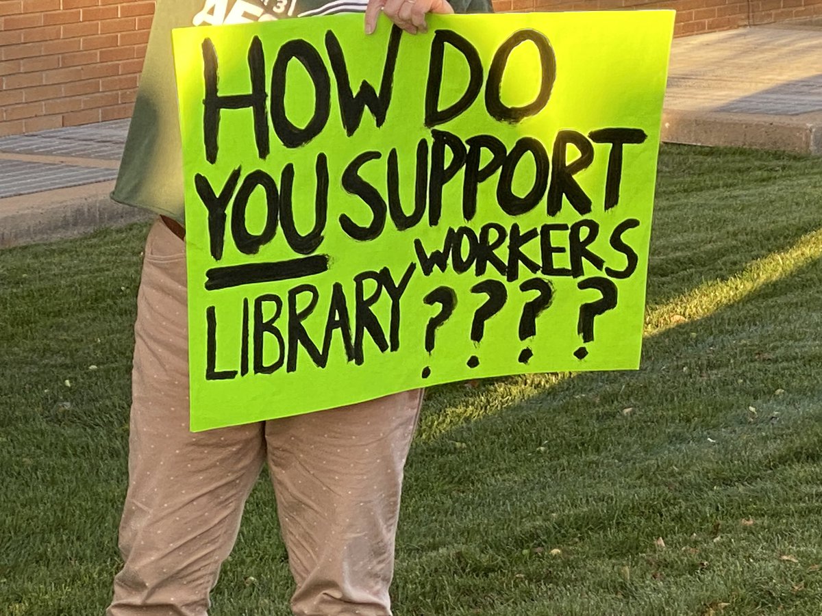 cindyfey's tweet photo. #nmdl #savenileslibrary https://t.co/FtGGRsDUHN
