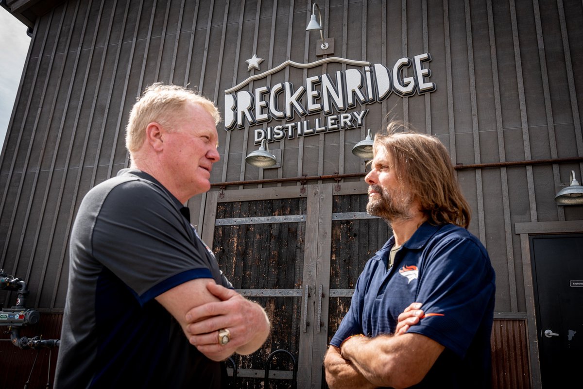 BourbonBanter's tweet photo. @breckdistillery is the Official Bourbon Whiskey of the Denver @Broncos. In honor of the partnership, they released 2 new Broncos Bourbon Blends, Orange Blend & Blue Blend. Find it exclusively in Colorado. Learn more: https://t.co/aZRkjwXrfX #BroncosBourbon #breckdistillery #ad https://t.co/sqDfZlNmIF