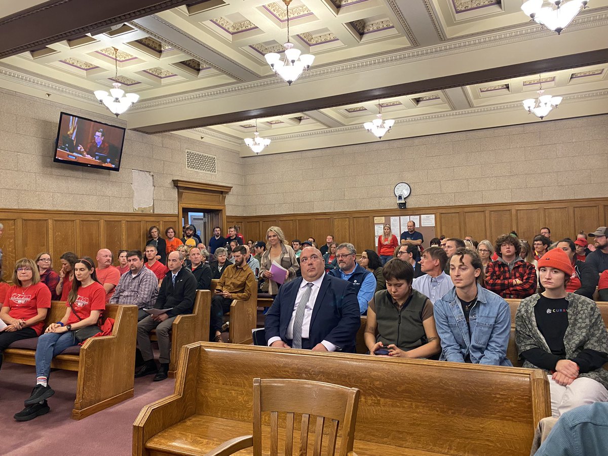 Packed house at Duluth’s city council meeting tonight. I’ll break down what’s happening on Northern News Now tonight at 10.
