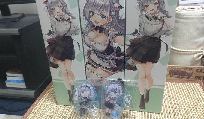 団長〜!牛乳焼酎届きましたよ!昨日の配信中に届いたのでバタバタしてましたwパッケージも実物見てかわいいって改めて思いましたアクキーも大切にします一期屋さんも丁寧な梱包に感謝です!団長と団員さん、みんなでカンパイできる日を楽しみにしてますね#白銀ノエル#ノエル団長 