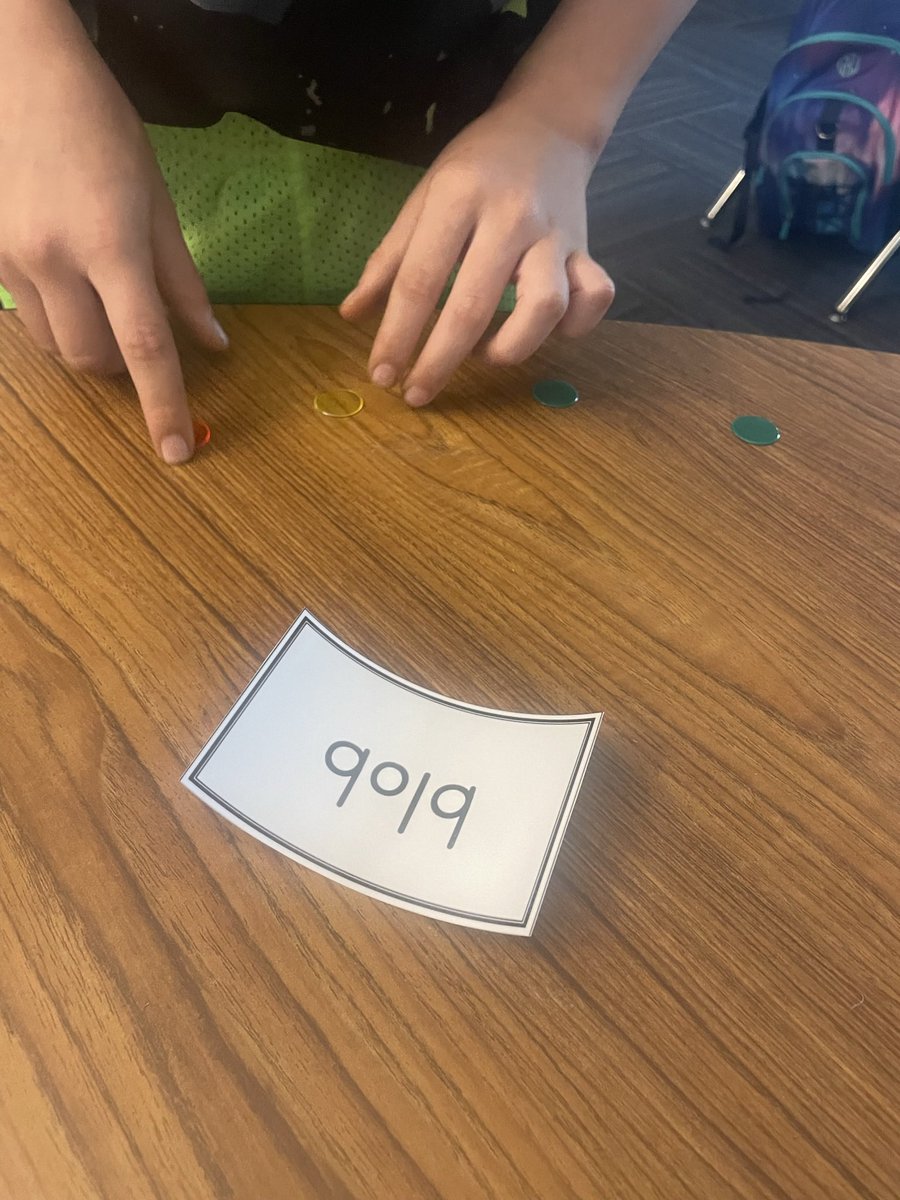 mrsbtrimm's tweet photo. Struggling readers need โ100 repetitionsโ for new learning to stick! How are you getting in those reps? We love low cost, easily implemented, multi sensory, daily practice! #phonicsinaction #Dyslexia #handson #scienceofreading https://t.co/h10ESUexfW