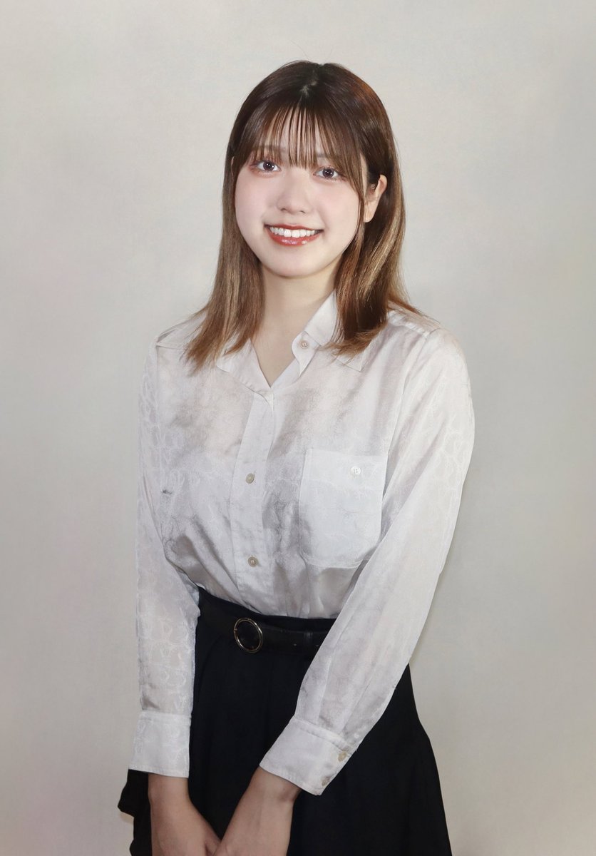 visualrhithms's tweet photo. ✴︎✴︎──────

新候補生の加入決定！

🍎青森県出身
🍏19歳

『ここ』
@cococo_723 

　　　 ──────✴︎✴︎

9/30(金)池袋AKにて
齋藤陽菜との候補生ユニット
『ひな×ここ』にてお披露目！

#リコリス
#イマキミ
#きみワン https://t.co/T51lry5UPC