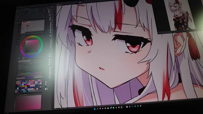 描き下ろしの痛車は #いいぜ俺は絵を提供するほうだけど基本的に絵が被らない唯一無二のデザインになるし、描いた側としてもオーナーさんが満足げに写真上げてるの見ると泣くくらい嬉しくなるし気持ちいい 