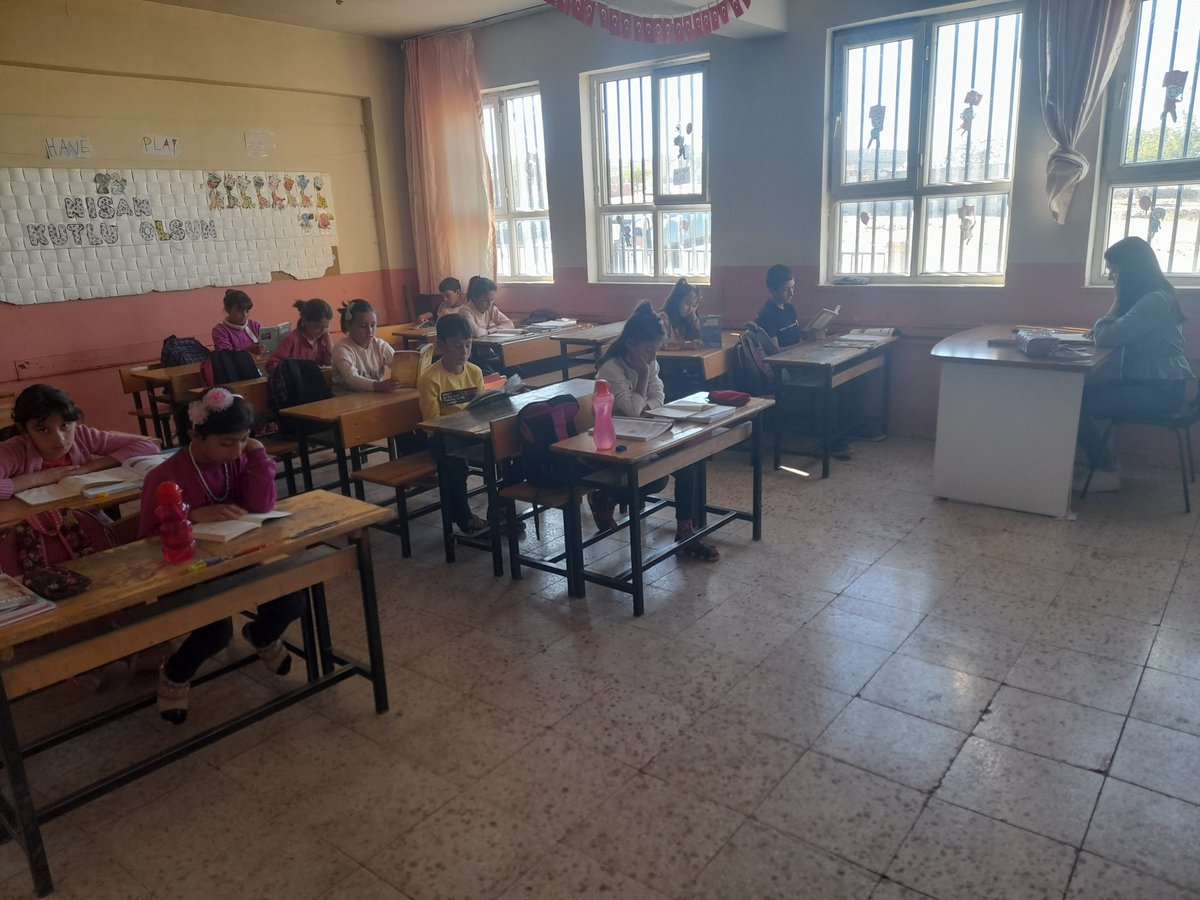 #urfaokuyor #şimdikitapzamanı
#başbükokuyor #siverekokuyor
<a href="/valisalihayhan/">Salih AYHAN</a> <a href="/siverekmem63/">Siverek İlçe MEM</a> <a href="/aziz_glbs/">Aziz GÖLBAŞI</a> <a href="/NKapanoglu/">Nuri Kapanoglu</a> <a href="/sanliurfammem63/">Şanlıurfa İl Milli Eğitim Müdürlüğü</a>