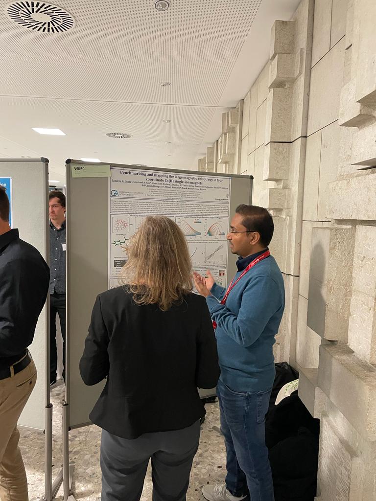 AKMeyer_Goe's tweet photo. What an exciting 1st day at the Wöhler Tagung! 5 of our members presented posters @D_Bhatt_ @YangliuChem @sandeep_kpg @niemann_mareike &amp; Moritz and participated in fruitful discussion 🎉

We're excited for the lectures on the second day 😆 https://t.co/UG08kg4BtF