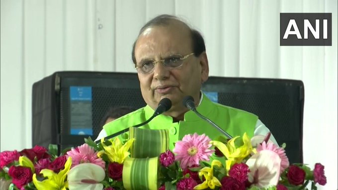 ANI's tweet photo. Delhi HC passed an interim injunction in favour of LG VK Saxena in a suit of civil defamation. He had urged the court to pass direction to AAP &amp; its leaders to take down alleged defamatory tweets &amp; other posts from social media.

(File photo) https://t.co/Fle5f13OiP