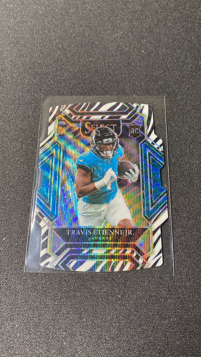 EmEyeKayEe616's tweet photo. @CardPurchaser Club Level Zebra Etienne https://t.co/OSJpM2zapN