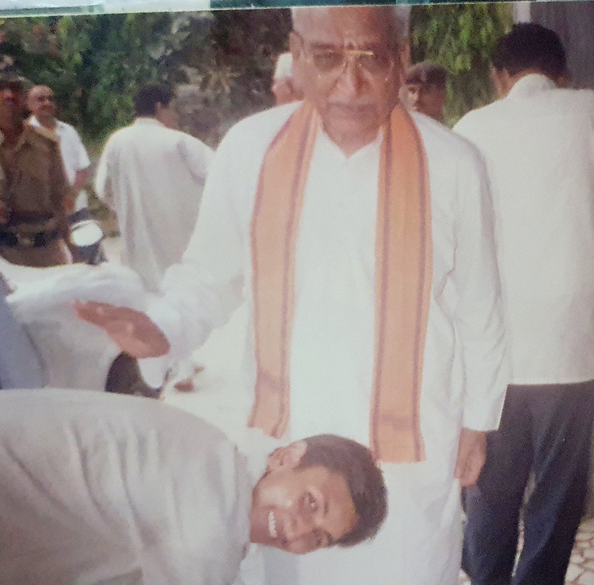 shivdeepbalyan's tweet photo. श्रीराम जन्मभूमि आंदोलन के हस्ताक्षर, सनातन के संवाहक श्रद्धेय अशोक सिंघल जी की जयंती पर उन्हें कोटि-कोटि नमन।

हिंदू संस्कृति के सम्मान व संरक्षण के लिए किए गए संघर्षों से उपजे परिणाम भव्य राममंदिर हेतु आपको युगों-युगों तक याद किया जायेगा। https://t.co/T98bk234O5