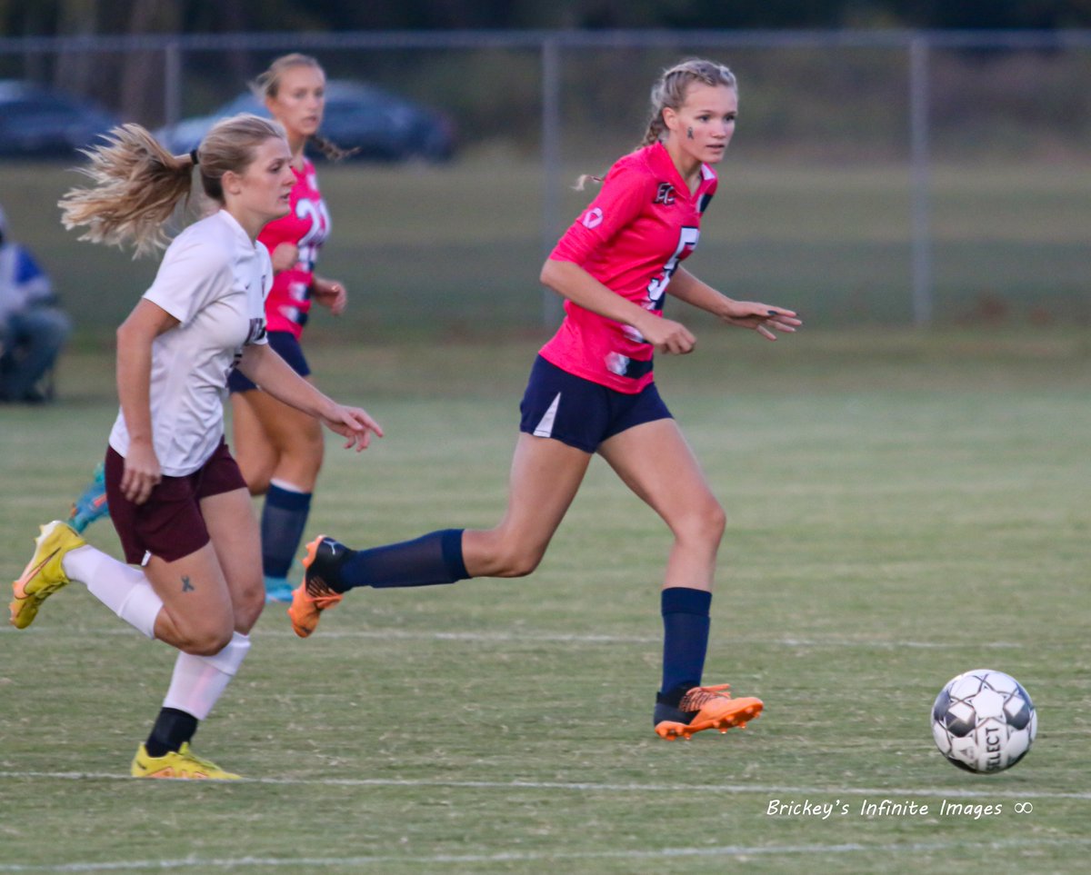 BrickImages's tweet photo. @ECLadyRaiders @EastCarterSocc1 https://t.co/shlFCIku3F