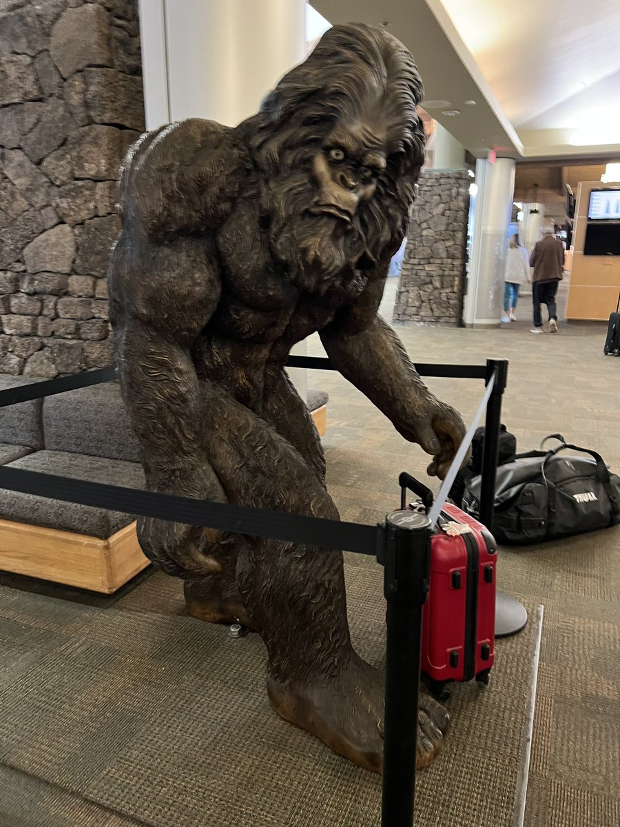 If you’re looking for Big Foot, he was in Redmond. I saw him at <a href="/flyrdmOR/">@flyrdm</a>, but don’t ask me where he was going. I didn’t stop to ask. <a href="/VisitCentralOR/">Visit Central Oregon</a> <a href="/VisitRDM/">Visit Redmond Oregon</a> #bigfoot #oregon <a href="/TravelOregon/">TravelOregon</a> #centraloregon
