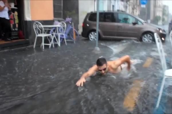 emmaheeh's tweet photo. @MDCPS going to be swimming to my math class see y’all tmr❤️❤️😘 https://t.co/l3zEyGM1Wv