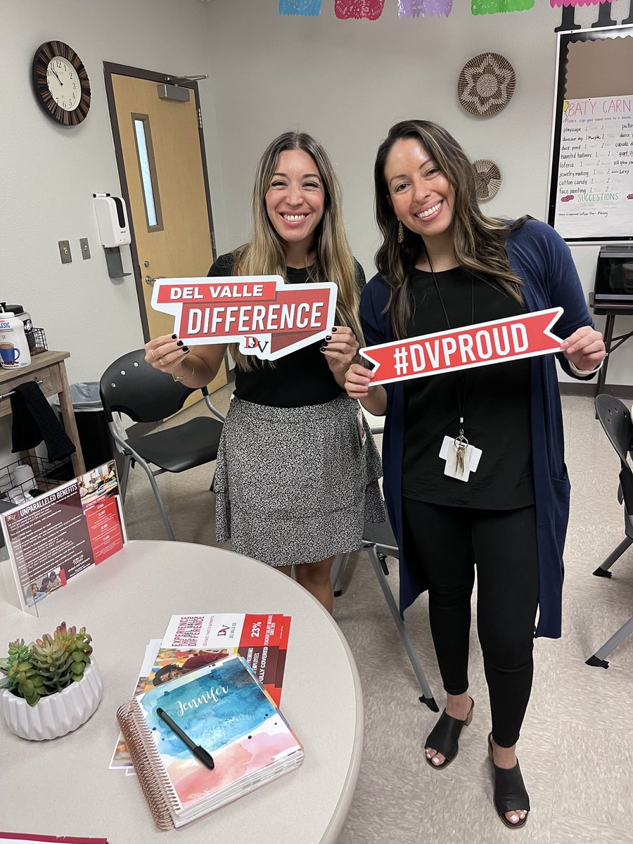 LGonzalez_GES's tweet photo. I loved visiting the @dvisd_bes for our HR Campus Visits! We will be chatting with our awesome educators all week and answering any compensation questions &amp; anything else we can help with! #educatorsrock #DVDifference https://t.co/TJbpx2ZgkF