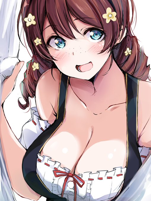 #これ見た人はオッパイを貼る 