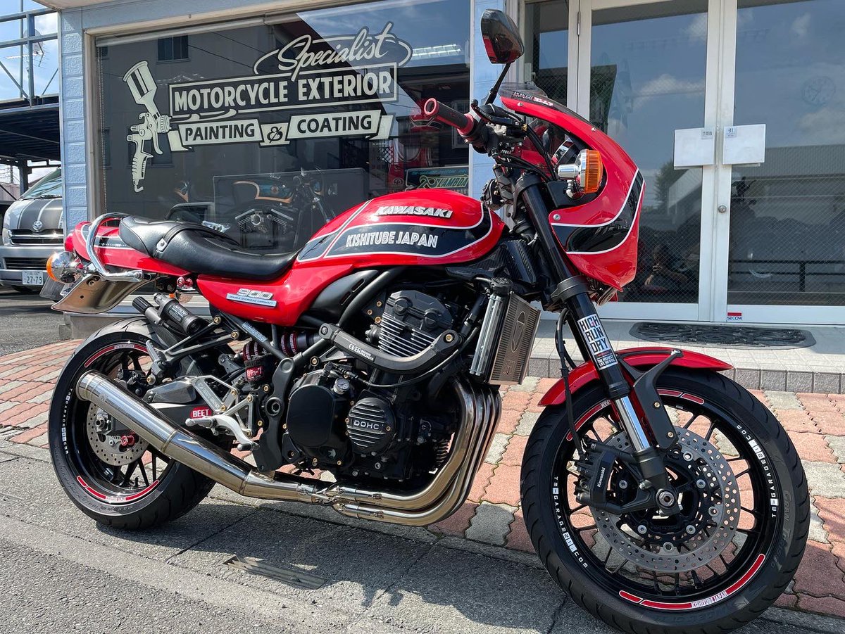 tm_garage21's tweet photo. 久しぶりのイベント告知です🥹
来る10/2(日) 富士山パーキングで行われる【Z900RS 5th ANNIVERSARY】に出店します🏍💨
【TMG】ガラスコーティング施工
【KISHI TUBE】車両展示
【KID KUSTOM PAINT】ピンスト
コンテンツ盛りだくさんでお待ちしております。
#Z900RS
#kawasaki https://t.co/L0y4OKSWgj