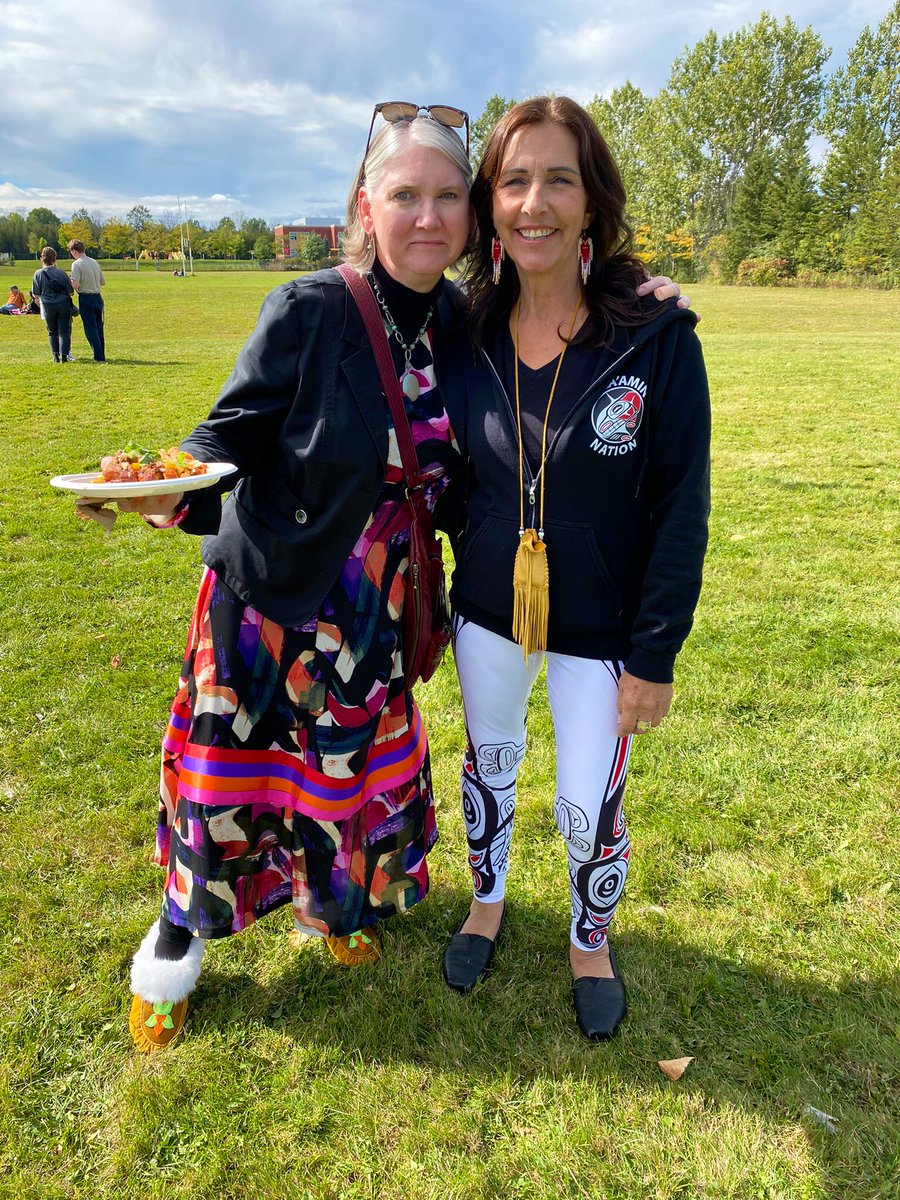 Lauri_Hoeg's tweet photo. Miigwech YRDSB for welcoming us to hold our Georgina Island pow wow at Sutton District High School, it was a great location and the support from Board staff and students was incredible! https://t.co/zxrueesPCa