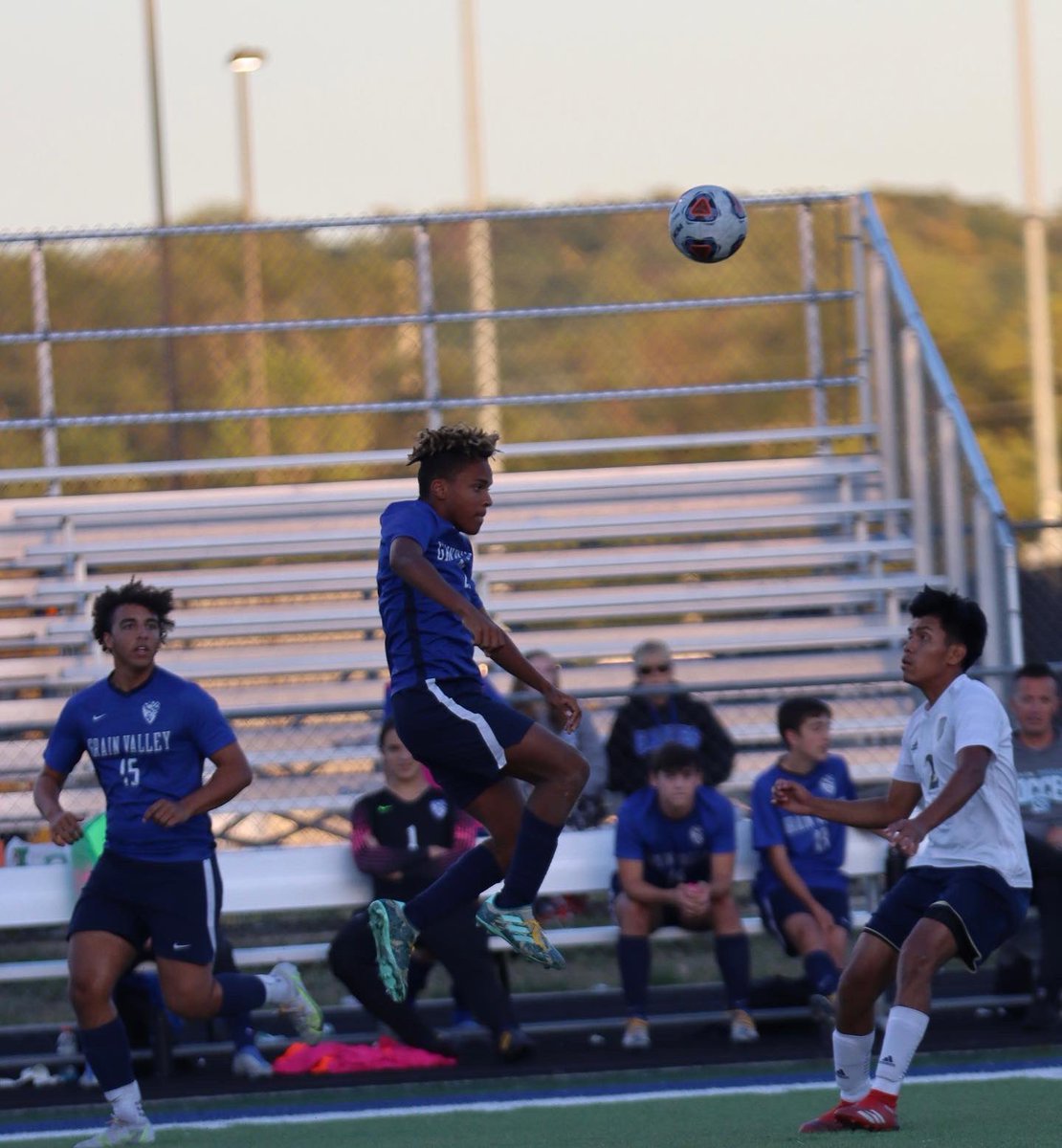 saltyphotos's tweet photo. Gv 2 to 0 @GV_Soccer @GVHSActivities @GVHSEagleMedia @GVHSYearbook https://t.co/jAbMZ22u7W