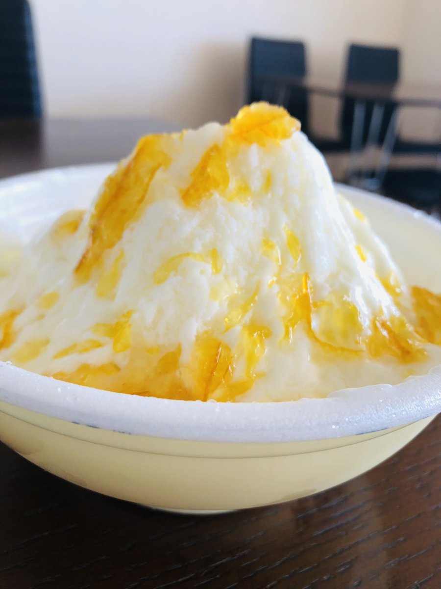 037ibuki's tweet photo. 美味しいものおすそわけ✨
甘いもの、好き？(*´꒳`*)🍦

#甘いもの好き #声優 #新人声優 https://t.co/F3ObTrYzu2
