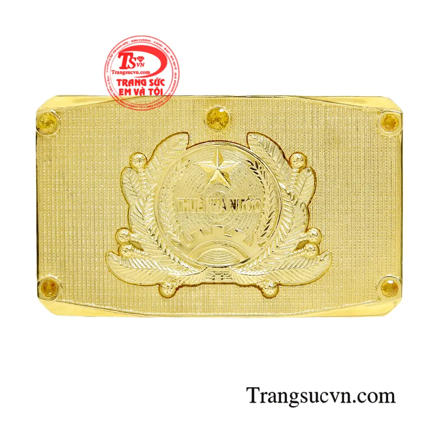 trangsucemvatoi's tweet photo. Thắt lưng vàng uy quyền được đúc nguyên khối mang đến đẳng cấp cho người đeo https://t.co/bGMC6YqEPk #evt #emvatoi #matthatlung #vang https://t.co/GI5vJ9XFxk