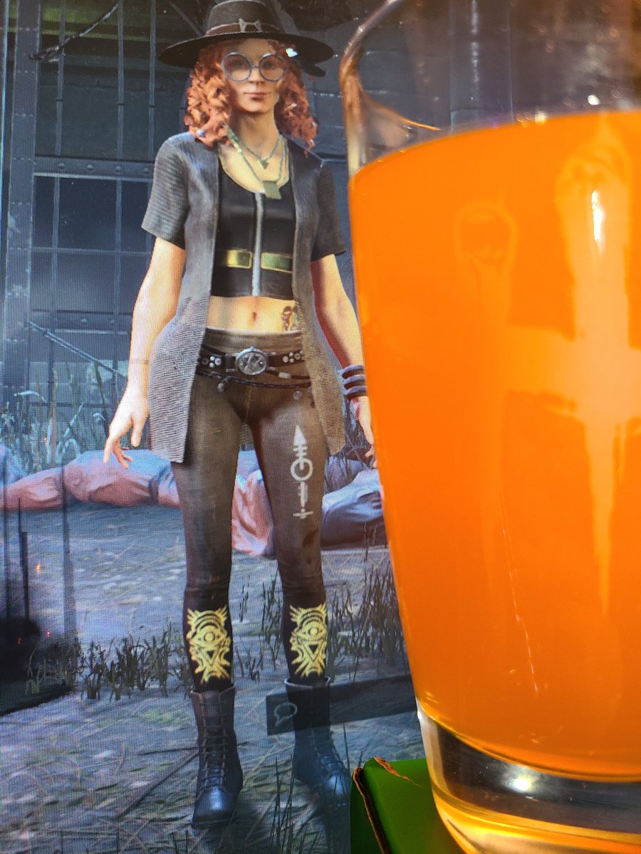 TeaInChat's tweet image. DBD survivor games sometime?