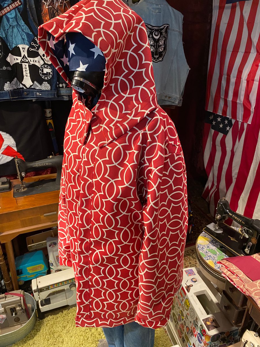 GodlessSewing's tweet photo. In times of change learners inherit the earth; while the learned find themselves beautifully equipped to deal with a world that no longer exists #Atheist #create #fashionstyle #Recycle #Reuse #Reduce #Think #altfashion #sewing #upcycle #isolationcreation #sew https://t.co/gRkBYyqTMk