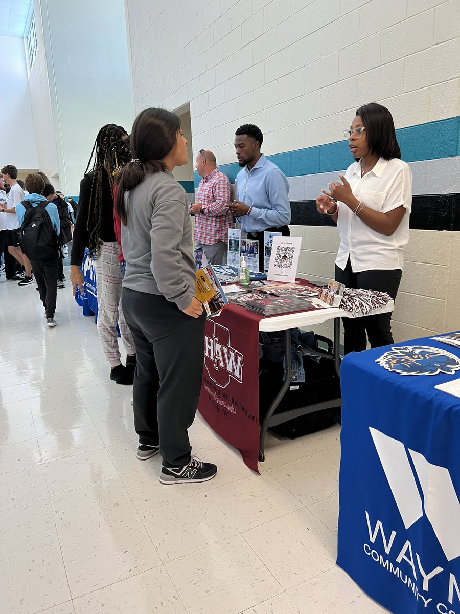 Sarah Lewis tweet media