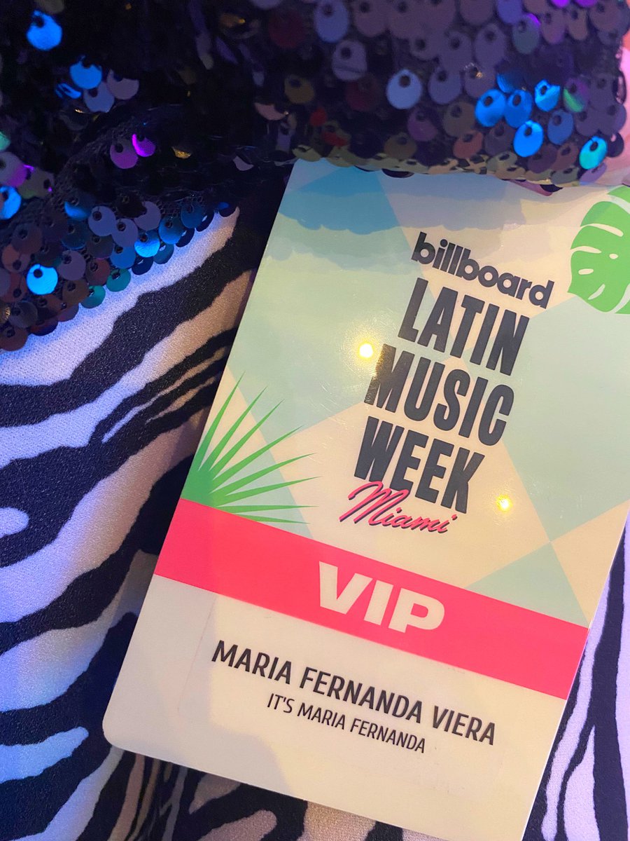 itsfernannda's tweet photo. Me encantó estar presente en el primer día del #BillboardLatinWeek @billboard @billboardlatin @leilacobo mañana seguimos con más🤩🎸🔥 https://t.co/2UlVA6XIhs