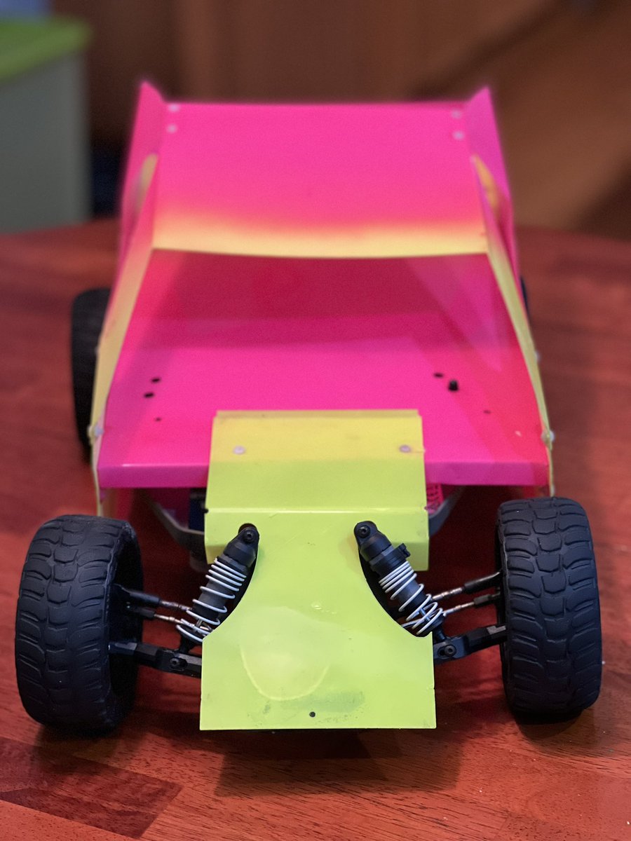 MeatRobot6's tweet photo. My RC car needs a META sticker @palikaras can you help? #mmat $mmat #mudboss #rcracing #rc #dirttrack https://t.co/bqidxo4F7a
