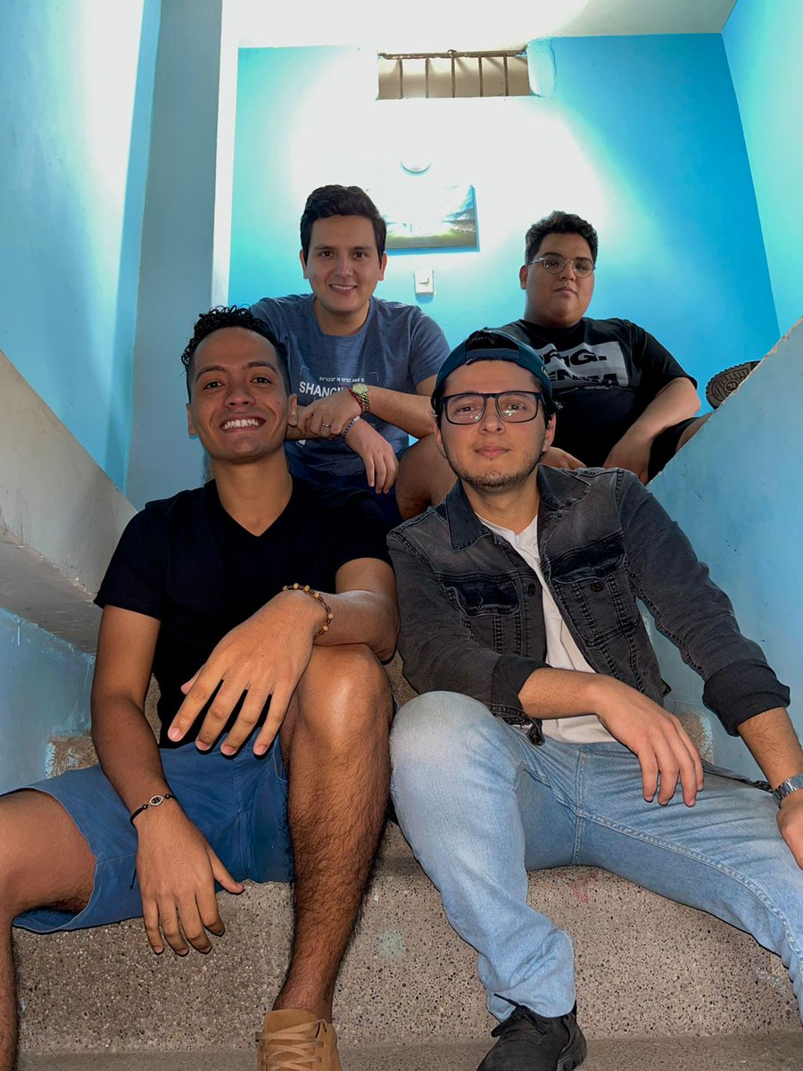 LosMosos4's tweet photo. Cierre de temporada mañana 16:00
Míralo por twich ¡Veamos a losmosos4 en Twitch! https://t.co/EnOPcTmJ2Y https://t.co/ChycDKkMMy