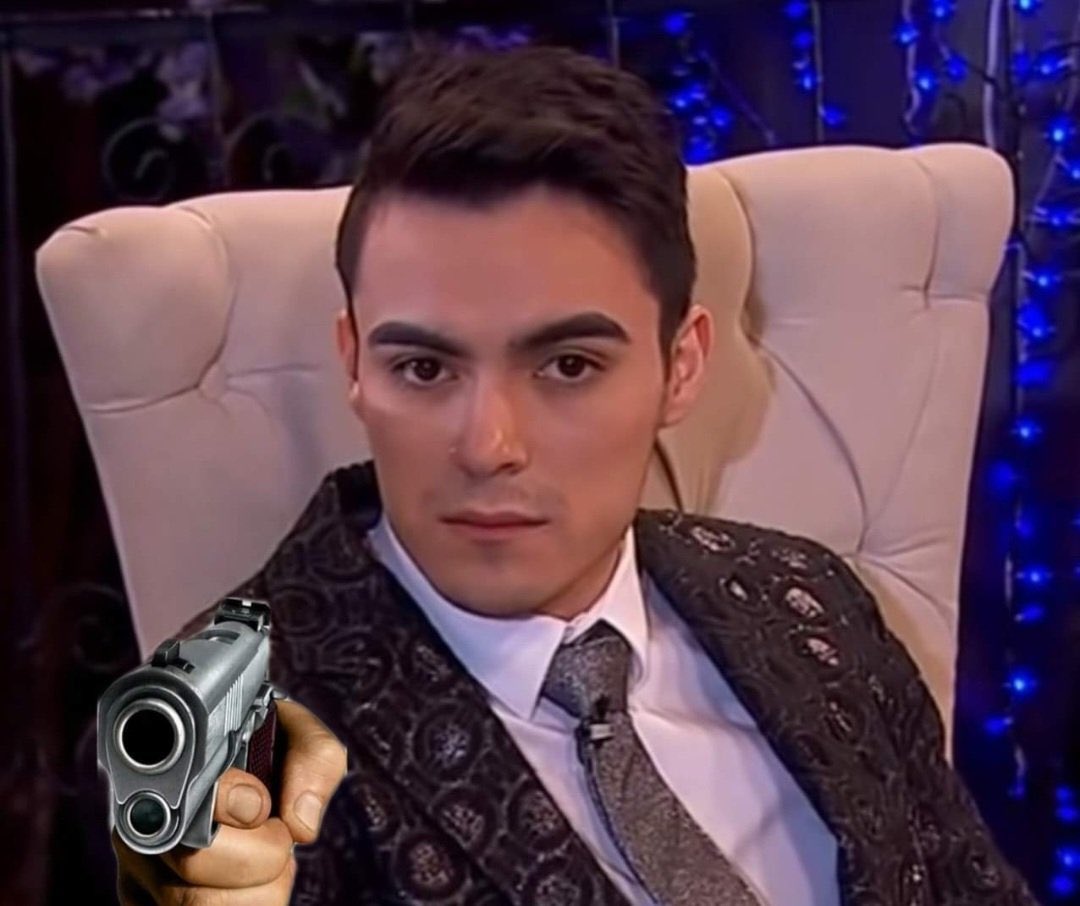 No te veo twitteando querida…

4L4RM4 IS OUT