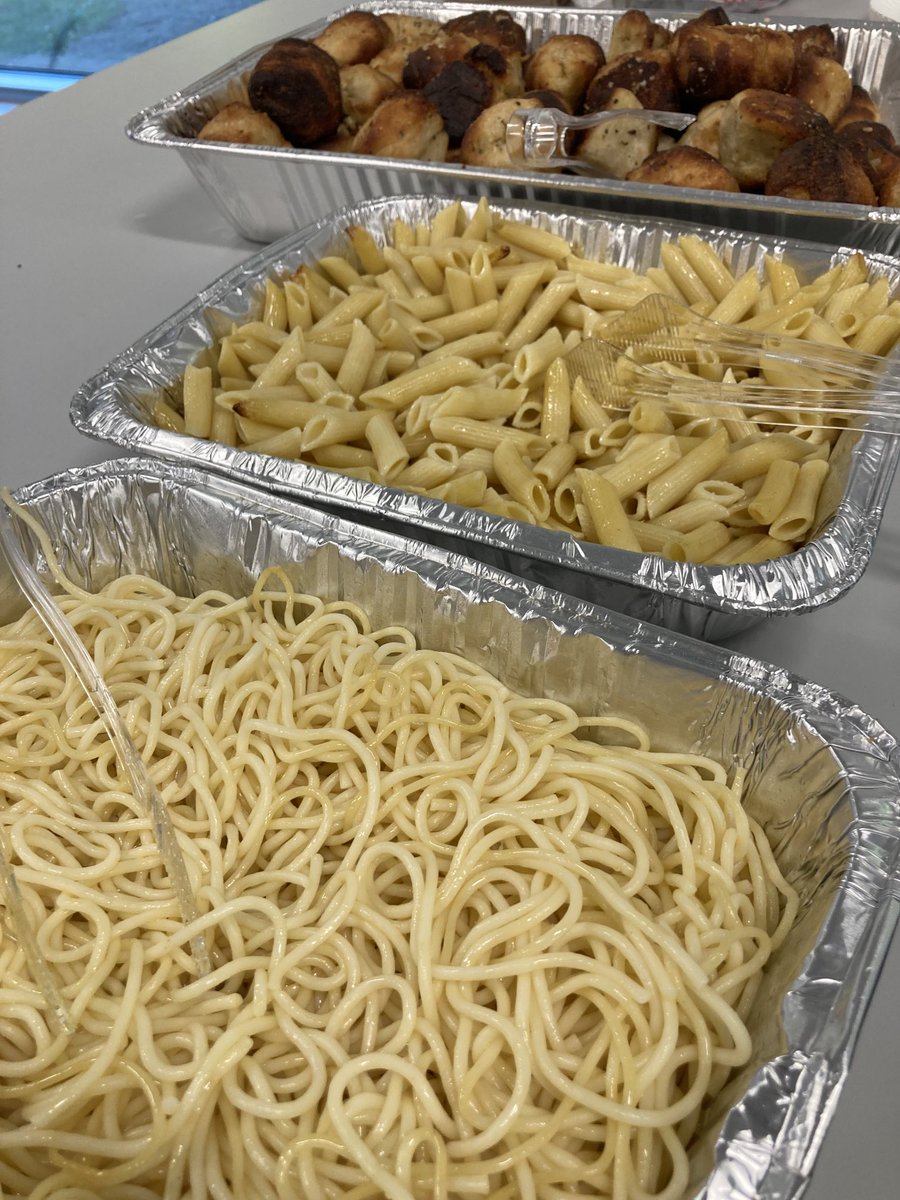 Tomorrow we race. Tonight… pasta! Raptors enjoyed Monday Night Pasta Dinner in preparation for tomorrow’s meet. ⁦<a href="/TriRandyspizza/">Randy's Pizza</a>⁩ ⁦<a href="/RTHSRaptors/">RTHS Athletics</a>⁩ #putinthework #putinthepasta