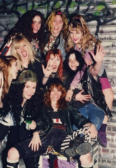 Women of punk rock, so much energy in one place. ⚡💯💥

L7 and Lunachicks, CBGB, 1990. Photo by Andrea Kusten

#punk #punks #punkrock #L7 #lunachicks #cbgb #historyofpunk #punkrockhistory