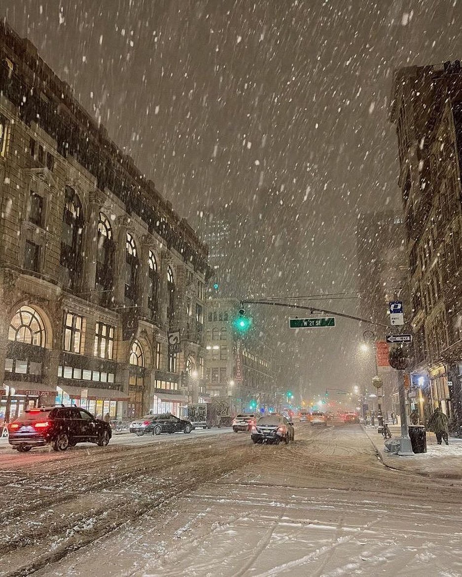 LeenaJuarej1's tweet photo. New York https://t.co/Gj6qpNs6jT
