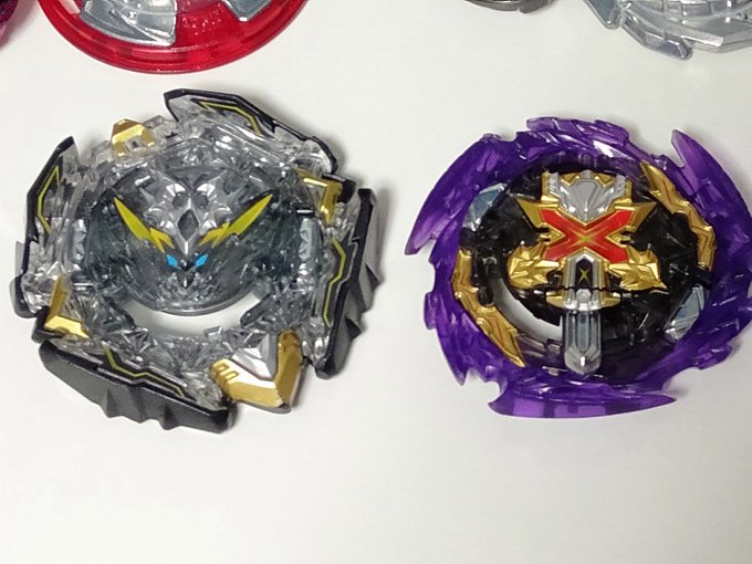 ジフォイドベリアルとデビルエクスカリバーが当たったので、コアわ付け替えてデビルベリアルとジフォイドエクスカリバー魔剣verにできた。 