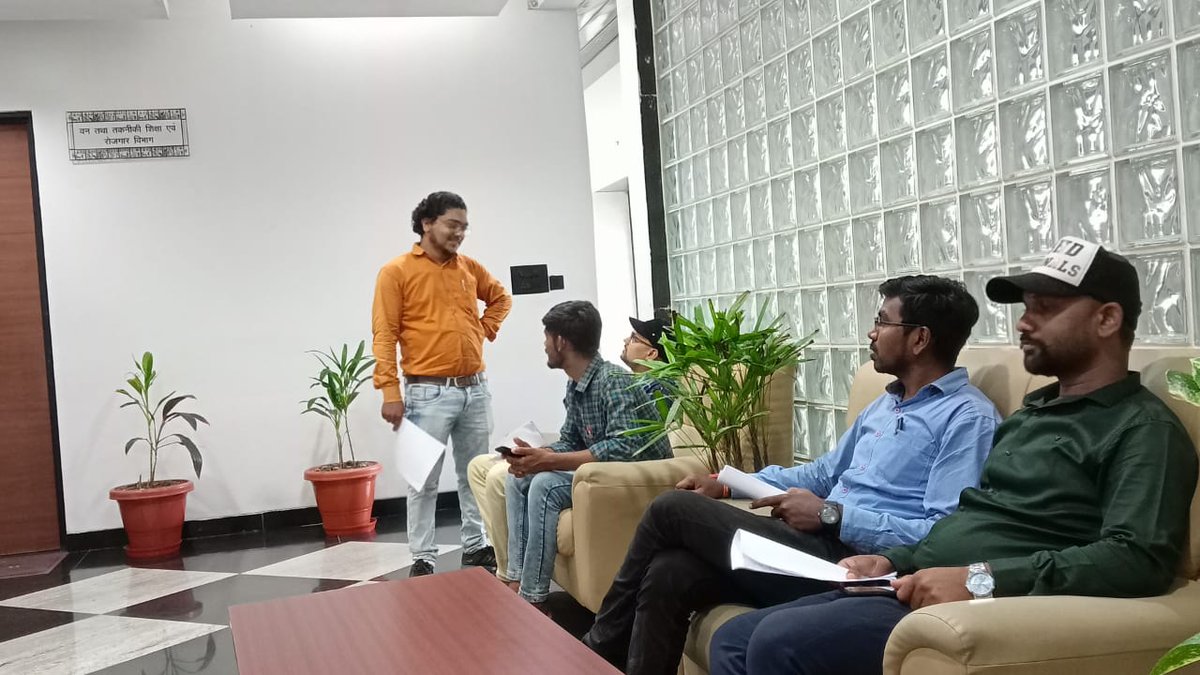 cgitiglto10's tweet photo. माननीय सचिव महोदय, छत्तीसगढ़ शासन महानदी भवन अटल नगर रायपुर (छ. ग.) को मेहमान प्रवक्ता अपनी समस्याओं को अवगत कराते हुए लेटर दिया गया।
#ITI_मेहमान_प्रवक्ता_छत्तीसगढ़
@bhupeshbaghel @umeshpatelcgpyc @AwanishSharan @Cgitiglto @GadpaleRavi @Harishs30155989 @UmendMahilange @EMahilane https://t.co/g63THFYxek