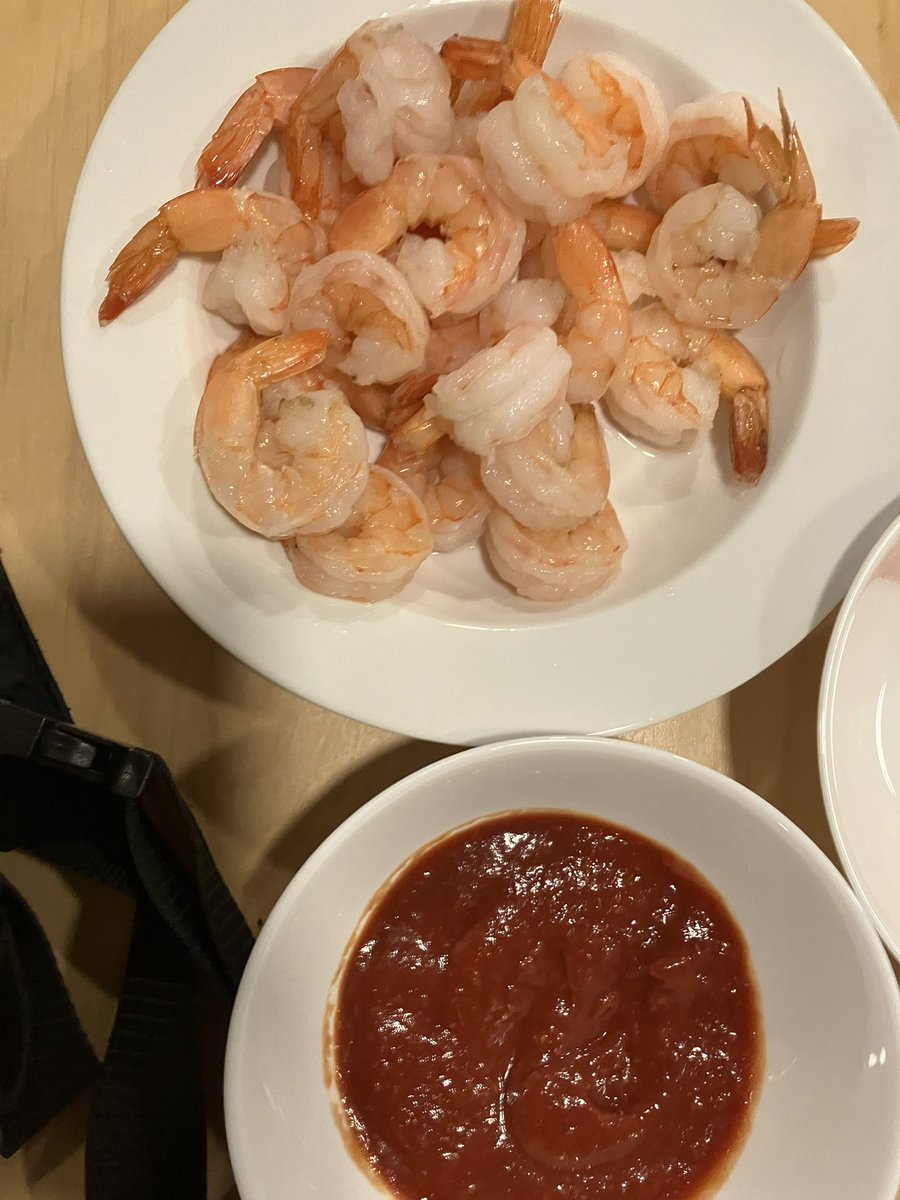 Shrimp cocktail, wine, motogp, salmon in the oven, beautiful Oregon