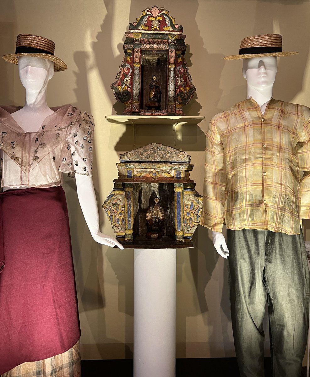 yuchengcomuseum's tweet photo. When the lights add a more dramatic effect to the exhibit.

Have you seen Yuchengco Museum’s latest exhibit - Dancing with Artifacts. It is an exhibit showcasing objects, textiles and research from the collection of National Artist for Dance Ramon Arevalo Obusan #YuchengcoMuseum https://t.co/8sGgDVCS8f