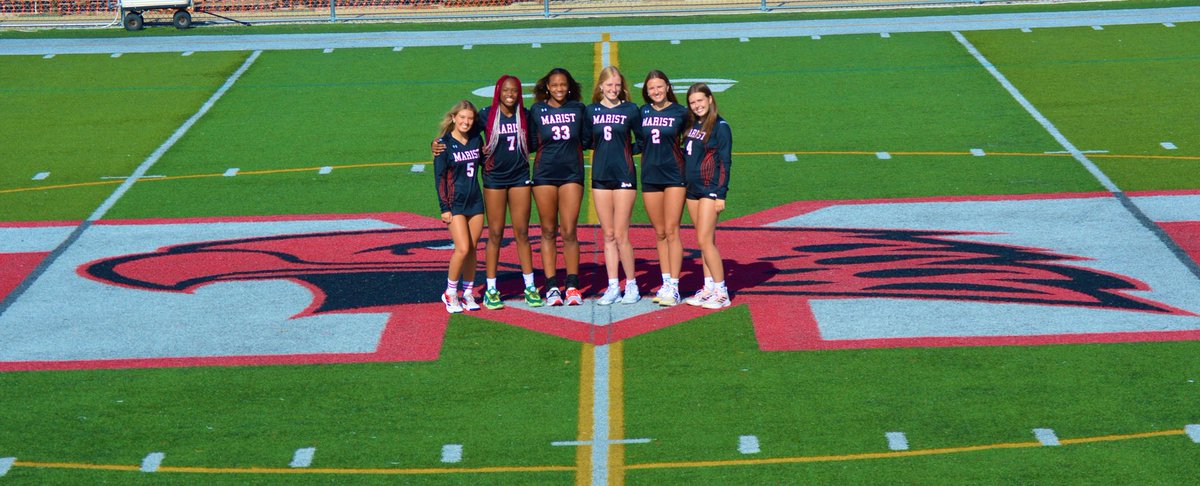 RedHawkVB's tweet photo. #Program SENIOR NIGHT Tomorrow 6:15pm. Be there as we honor Our 6 Seniors! #KC23 #EW2 #SD5 #EB6 #MD4 #UO7 👑🏐🥳 https://t.co/iYdlH04ybB
