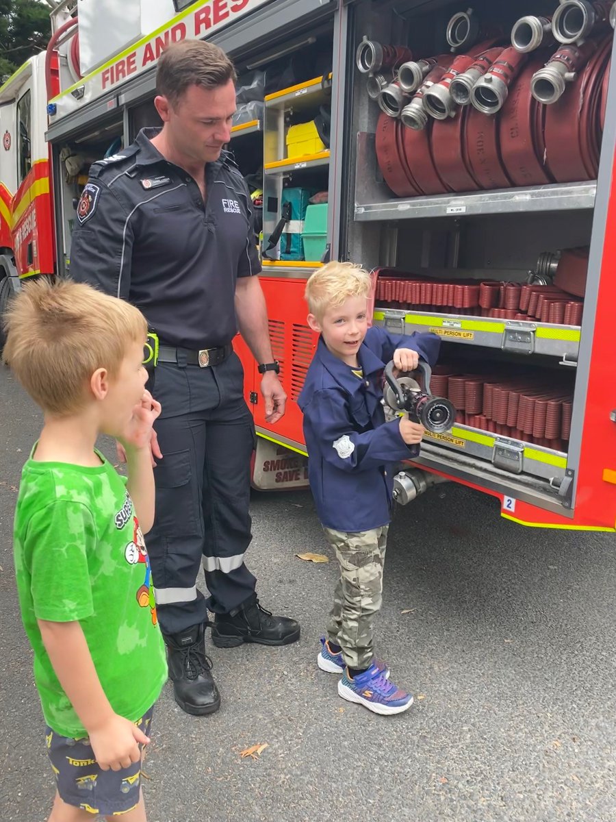 QldFireDept's tweet photo. 📣LITTLE LEGEND ALERT!📣
Meet Patrick, a young boy who's been building small emergency vehicles out of LEGO to donate to children displaced by house fires. Patrick donated several of the LEGO vehicles to the Logan House Fire Support Network. Keep up the great work. 📸 Luke Turner https://t.co/TDLM8qp9fh