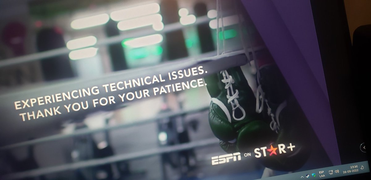 Carlos_lf96's tweet photo. A 10 minutos de terminar #WWERaw  @StarPlusLA no ha arreglado los problemas técnicos. 

No les recomiendo contratar Combo Plus ni Star+, no tienen soporte, ni menos donde hacer reclamos por el servicio. 

Pesima experiencia. 

#StarPlusLA #Latam #Chile https://t.co/M2JhO8FJIB