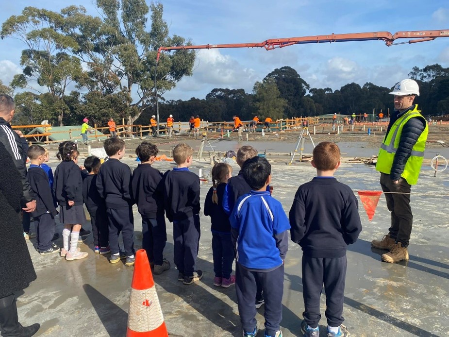 Exciting news for the Pucka community with the slab of the new primary school recently being laid.