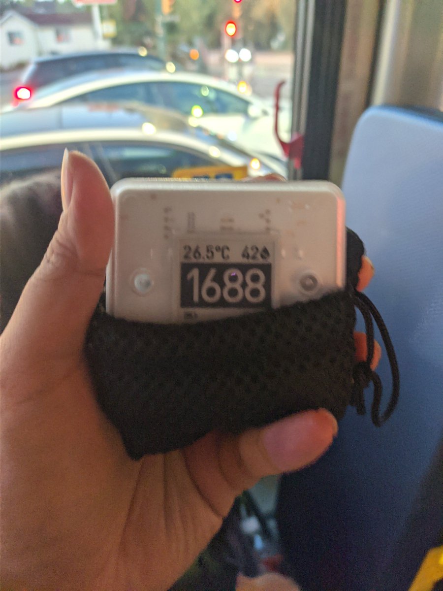 daka_x's tweet photo. I regret coming back from southeast Asia already. At this rate I don't think I'll make it to my next trip... every ride is a chance at infection... #bcco2 #covidco2 #covid19bc #CovidisAirborne #WearAMask #MandatoryMasksNow #MaskUp #MaskBC #MasksBackBC #FireBonnieHenry https://t.co/lhmagsLfqy