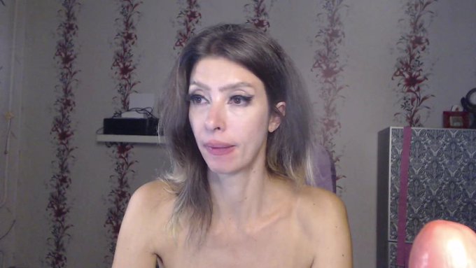 I'm online @MyFreeCams! #onmfc https://t.co/PlGLdxpTSz 💚 https://t.co/6Xp8Uamm26<a class="tags" href="/tag/myfreecams">@myfreecams</a><a href="/tag/onmfc"class="tags">#onmfc</a>