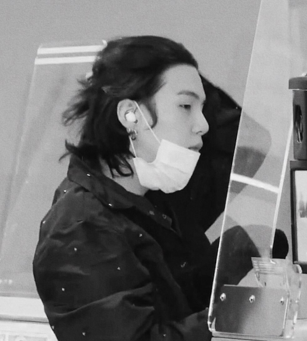 TragedyOfDaegu's tweet photo. boyfriend. 🤍 https://t.co/bVtRMX4oq8