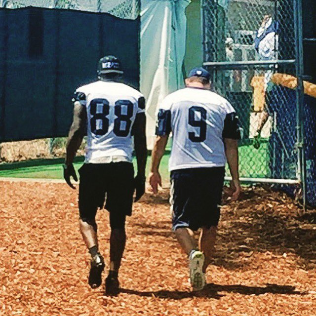 ParlayDC's tweet photo. Stop playin with my emotions 88 !!
#RomoMagic #ThrowUpTheX #9to88 #Cowboys #CowboysNation #DallasCowboys @tonyromo @DezBryant https://t.co/IjzEnx4W75