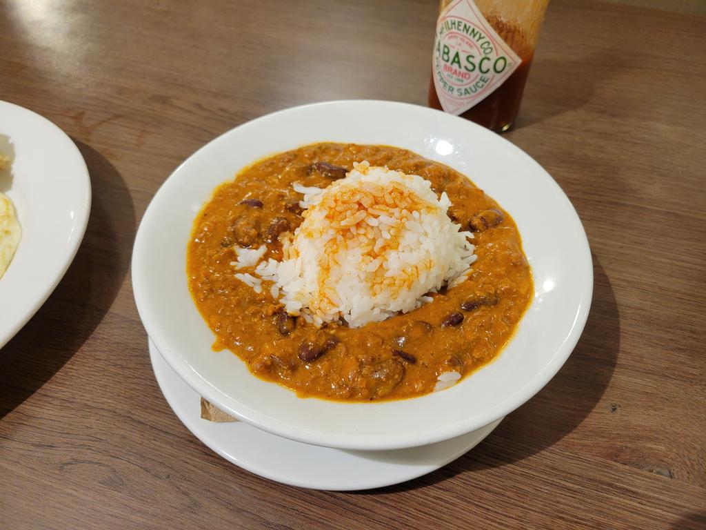 EdOshiro's tweet photo. Hey @Zippys , Thank you for my Birthday Chili Bowl via the #Zipster program 😋 🤙#ZipRewards #NextStopZippys #SupportLocal #buylocal #ZippysChili #ChiliandRice #Chili #ZippysMakiki #Zippys https://t.co/776YCGSr51