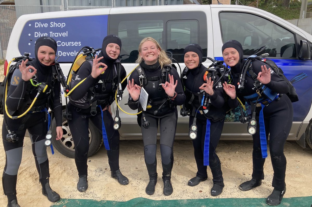 JuStMdive's tweet photo. After a busy and exciting week, we're happy to announce: 
📢🤩
The first group of our x30 Gap Year Students are qualified @PADI Open Water Scuba Divers‼️
🎉🥳
Let's give a hand to this lot who were real champs in the water.
👊🏽
#scuba #diving #gapyear #openwatercourse  #lifeskills https://t.co/RP2w0TKrNN