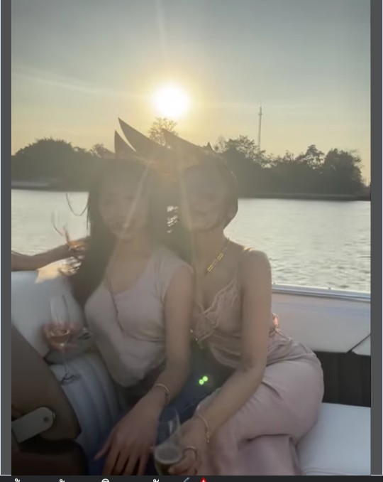 ไม่รู้ว่าเขาจะเก่งในด้านเทคโนโลยีขนาดไหน!! จำได้นะ พื้นหลังของ สถานที่นี้ เคยมีคลิปเก่าๆเห็นแตงโม จนทำให้ค้นหาแลนด์มาร์คมาแล้ว จะบอกใช้กล้องหน้าหลังหรือแตงโมถ่ายให้ ไม่ได้แน่นอน 
-25กพ.15.00-20.00น.เอาเรือวิ่ง
เพื่อเก็บรายละเอียดชัด!
#Saveหมอธวัชชัย
 #แตงโมต้องได้รับความยุติธรรม