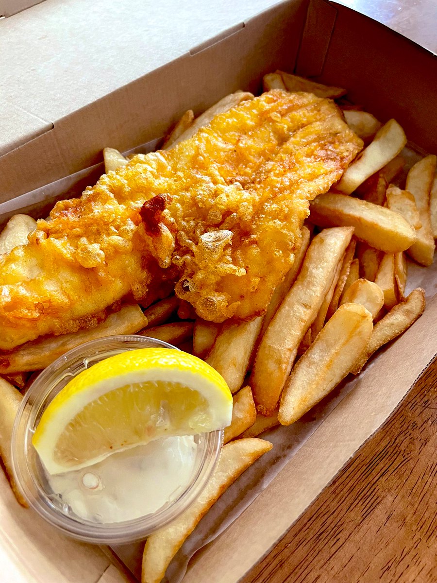 yurudaru3's tweet photo. 今日のランチ🍟🐟気分はイギリス🇬🇧
#博多阪急 #英国フェア #SUTTONANDSONS https://t.co/N64I1do1FJ