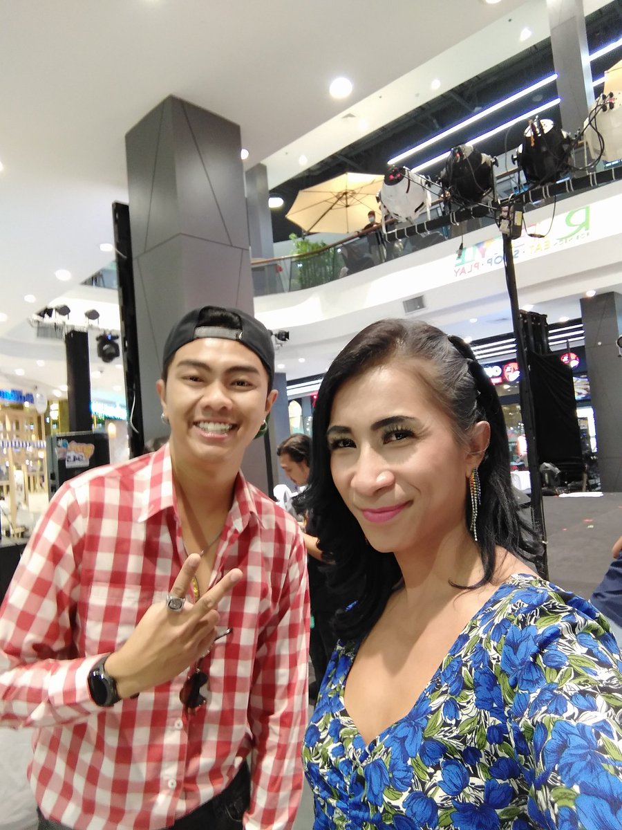 momencolourgray's tweet photo. #คนน่ารักเพลงก็สนุกค่ะ👍🥰😍❤️🤟💃 https://t.co/HChm1aYDXQ