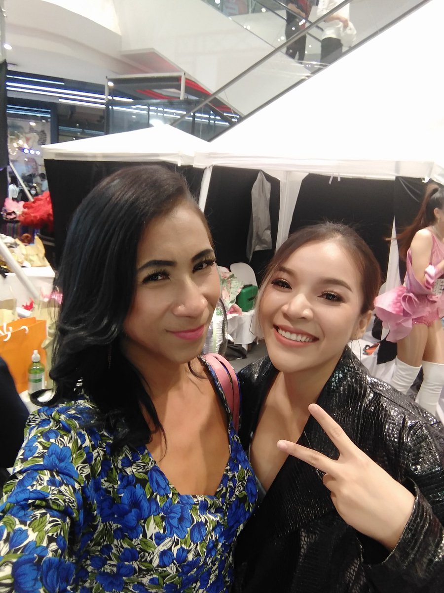 momencolourgray's tweet photo. #คนน่ารักเพลงก็สนุกค่ะ👍🥰😍❤️🤟💃 https://t.co/HChm1aYDXQ